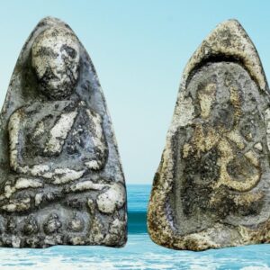 หลวงปู่ทวดเนื้อผงพรายกุมาร หลวงปู่ทิม วัดระหารไร่