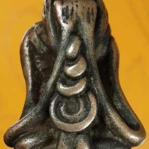 พระปิดตาเขาอ้อ