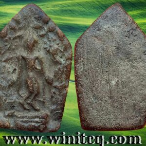 พระกำแพงลีลาปางเสด็จจากดาวดึงส์ กรุลานดอกไม้ กำแพงเพชร