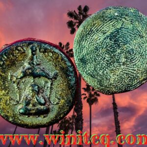 พระปิดตาจันทร์ลอยเนื้อผงคลุกรัก วัดเคลือวัลย์ ชลบุรี