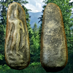 พระกำแพงพลูจีบกรุวัดบรมธาตุ กำแพงเพชร