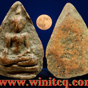 พระนางกำแพงกลีบบัวพิมพ์เกศบัวตูมกรุท่าเดื่อ กำแพงเพชร