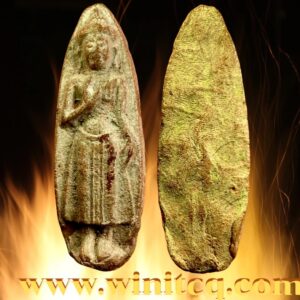 พระร่วงยืนปางประทานพรเนื้อดินหลวงพ่อสุพจน์ วัดสุทัศน์ ฯ กทม.