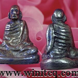 รูปหล่อโบราณพิมพ์ห่มคลุม หลวงปู่เขียว วัดหรงบน นครศรีธรรมราช