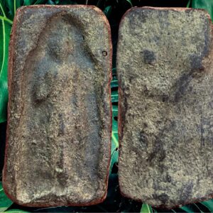 พระกำแพงหน้าอิฐกรุวัดพระบรมธาตุ กำแพงเพชร