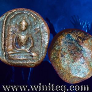 พระกำแพงซุ้มกอพิมพ์ขนมเปี๊ยะ กรุวัดพิกุล กำแพงเพชร