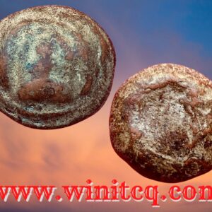 พระกำแพงซุ้มกอพิมพ์ขนมเปี๊๊ยะ กรุวัดเจดีย์กลางทุ่ง กำแพงเพชร