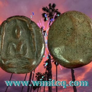 พระกำแพงซุ้มกอพิมพ์กลางขนมเปี๊ยะ กรุวัดพิกุล กำแพงเพชร