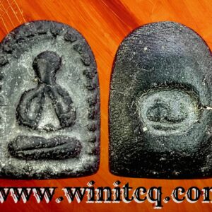 พระปิดตาพิมพ์เล็บมือข้างจุดกรุวัดท้ายตลาด กทม.