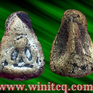 พระปิดตาหลังหยิบวัดพระศรีรัตนศาสดาราม (วัดพระแก้ว) กทม.