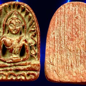 พระกำแพงซุ้มกอพิมพ์ใหญ่หน้ายักษ์กรุฤาษี กำแพงเพชร