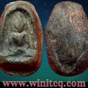 พระซุ้มกอกรุไต้แท่นพระประธาน วัดพระบรมธาตุ กำแพงเพชร