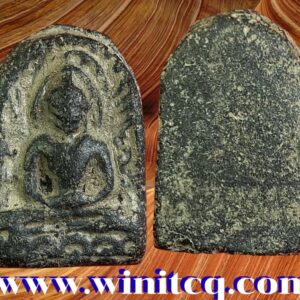 พระกำแพงซุ้มกอพิมพ์ใหญ่ลายกนก กรุวัดกลางนคร กำแพงเพชร