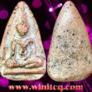 พระนางกำแพงกลีบบัวพิมพ์เกศแฉก กำแพงเพชร